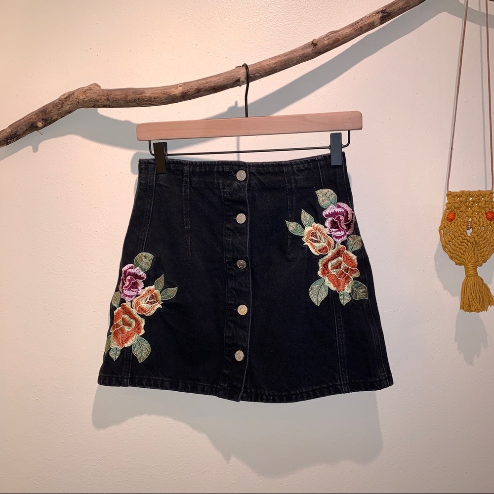 TOP SHOP EMBROIDERED MOTO SKIRT